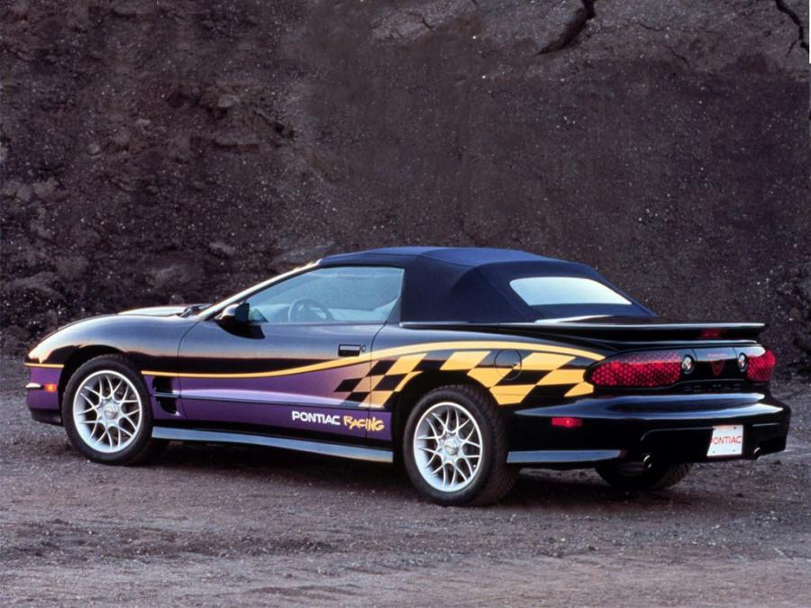  Pontiac Firebird Trans Am Convertible Woodward Dream Cruise 1999 года  (фото 2 из 2)